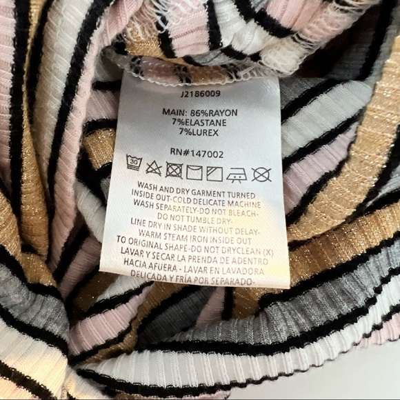 The Jetset Diaries TJD Roller Girl Romper Jumpsuit in size XS - Picture 13 of 13